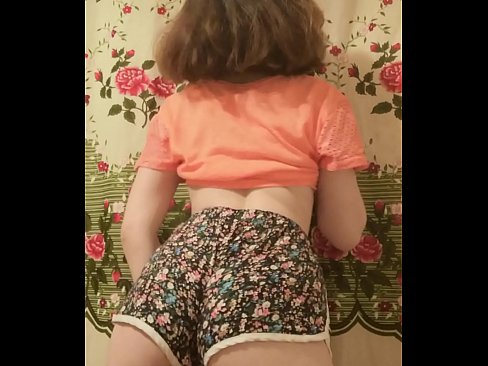 ❤️ Sexy mladá kočka svléká šortky před kamerou. Jen porno u cs.hentaiteca.ru
